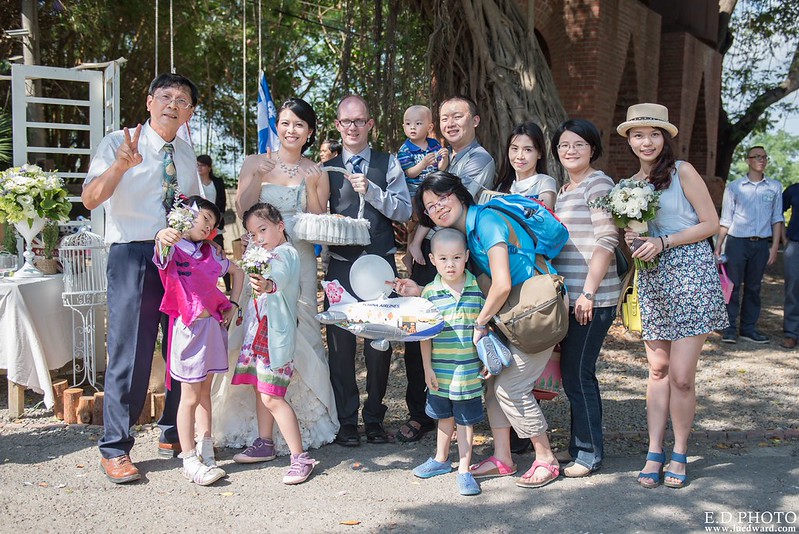 [高雄婚攝] Garret＆Dodel 婚禮紀錄｜橋頭糖廠白屋