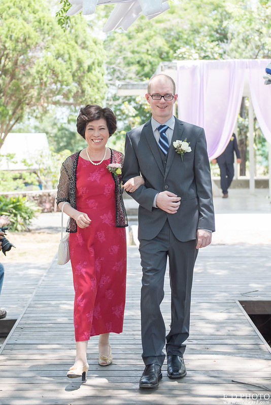 [高雄婚攝] Garret＆Dodel 婚禮紀錄｜橋頭糖廠白屋