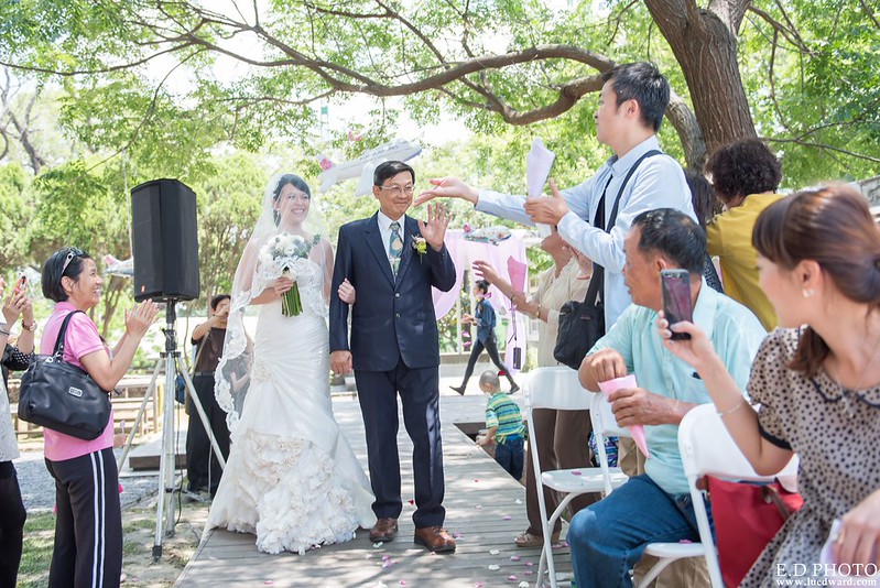 [高雄婚攝] Garret＆Dodel 婚禮紀錄｜橋頭糖廠白屋