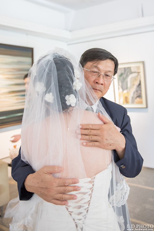 [高雄婚攝] Garret＆Dodel 婚禮紀錄｜橋頭糖廠白屋