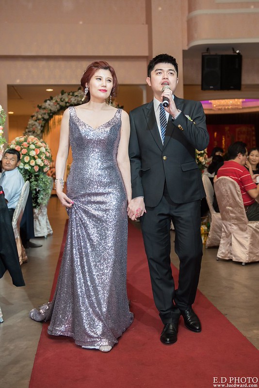 [台南婚攝] 延澤＆宜臻 婚禮紀錄｜富霖華平宴會館
