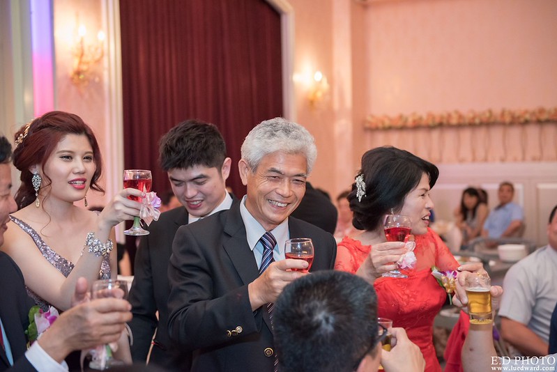 [台南婚攝] 延澤＆宜臻 婚禮紀錄｜富霖華平宴會館