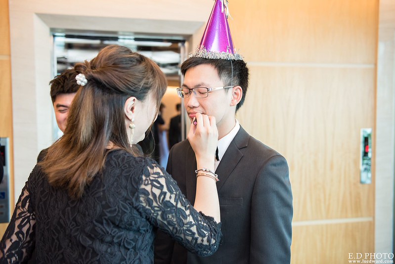 [台南婚攝] 延澤＆宜臻 婚禮紀錄｜富霖華平宴會館