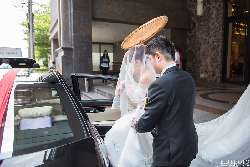 [台南婚攝] 延澤＆宜臻 婚禮紀錄｜富霖華平宴會館