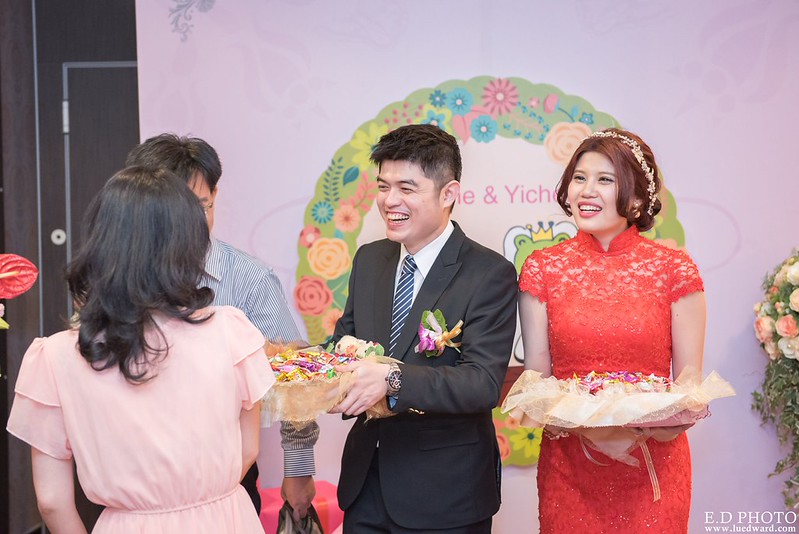 [台南婚攝] 延澤＆宜臻 婚禮紀錄｜富霖華平宴會館
