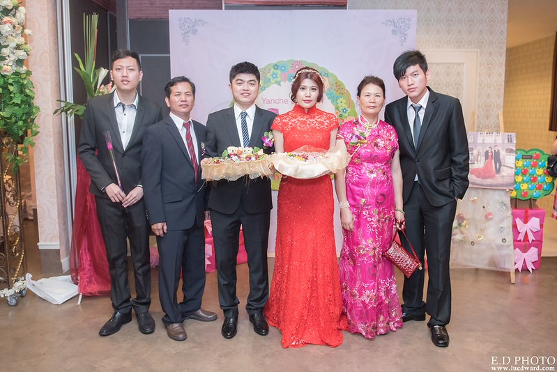 [台南婚攝] 延澤＆宜臻 婚禮紀錄｜富霖華平宴會館