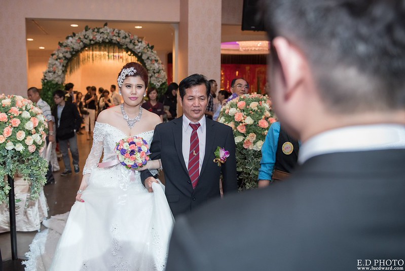 [台南婚攝] 延澤＆宜臻 婚禮紀錄｜富霖華平宴會館