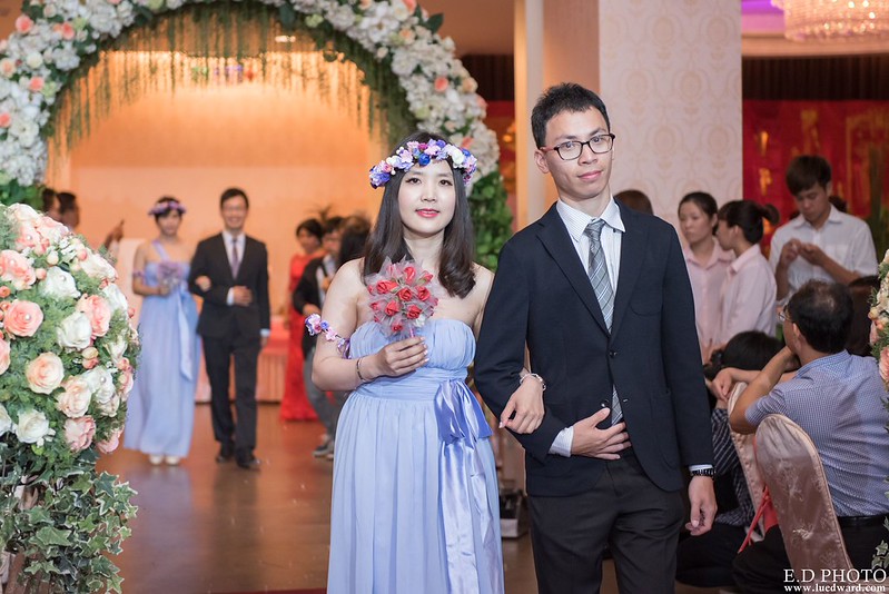 [台南婚攝] 延澤＆宜臻 婚禮紀錄｜富霖華平宴會館