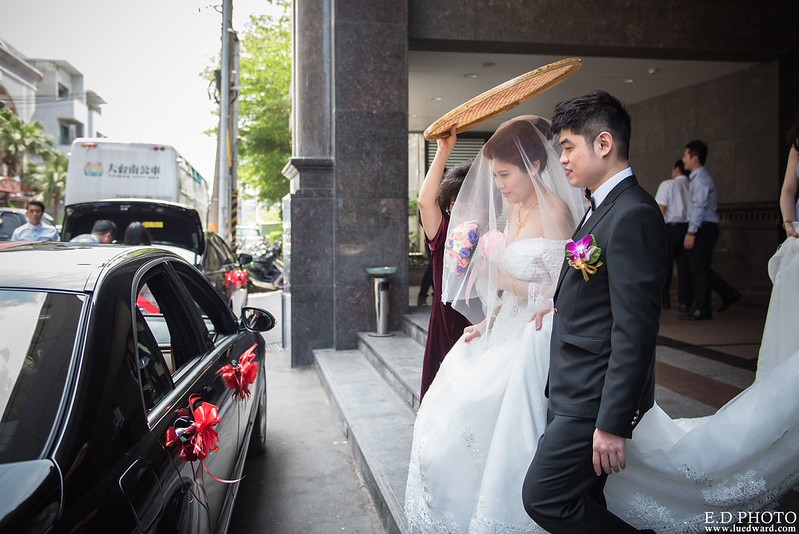 [台南婚攝] 延澤＆宜臻 婚禮紀錄｜富霖華平宴會館