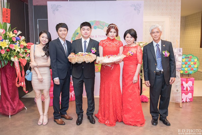 [台南婚攝] 延澤＆宜臻 婚禮紀錄｜富霖華平宴會館