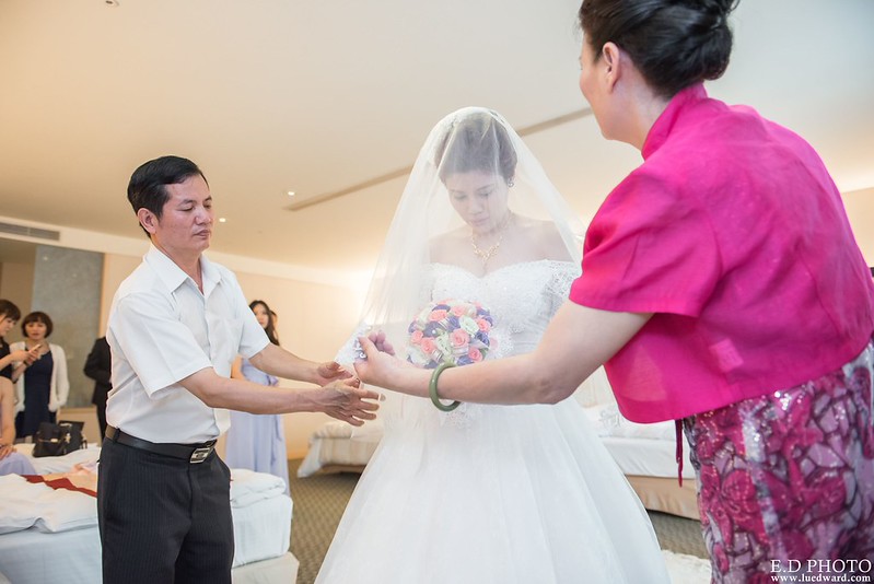 [台南婚攝] 延澤＆宜臻 婚禮紀錄｜富霖華平宴會館