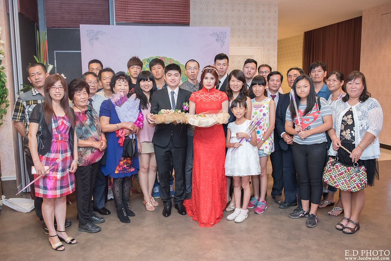 [台南婚攝] 延澤＆宜臻 婚禮紀錄｜富霖華平宴會館