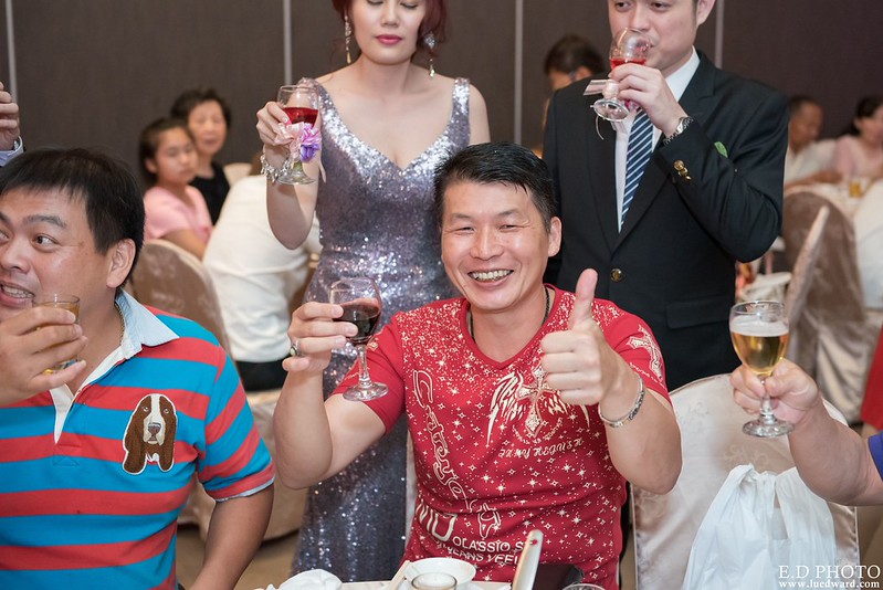 [台南婚攝] 延澤＆宜臻 婚禮紀錄｜富霖華平宴會館