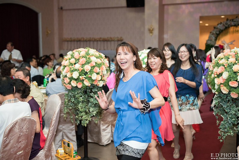 [台南婚攝] 延澤＆宜臻 婚禮紀錄｜富霖華平宴會館