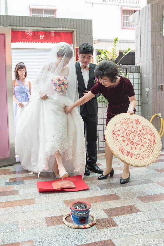 [台南婚攝] 延澤＆宜臻 婚禮紀錄｜富霖華平宴會館