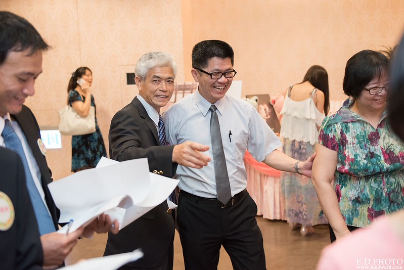 [台南婚攝] 延澤＆宜臻 婚禮紀錄｜富霖華平宴會館