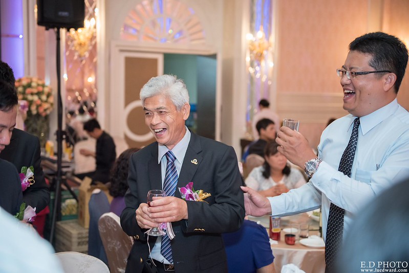 [台南婚攝] 延澤＆宜臻 婚禮紀錄｜富霖華平宴會館