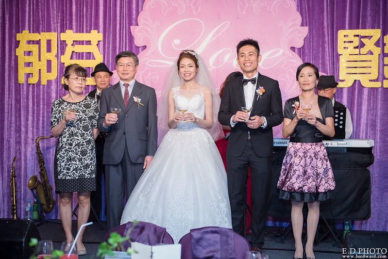 [高雄婚攝] 賢鈞＆郁芬 婚禮紀錄｜漢神巨蛋冠鶴廳