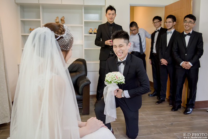[高雄婚攝] 賢鈞＆郁芬 婚禮紀錄｜漢神巨蛋冠鶴廳