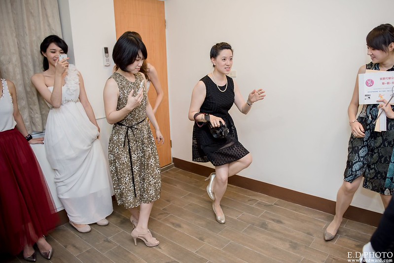 [高雄婚攝] 賢鈞＆郁芬 婚禮紀錄｜漢神巨蛋冠鶴廳