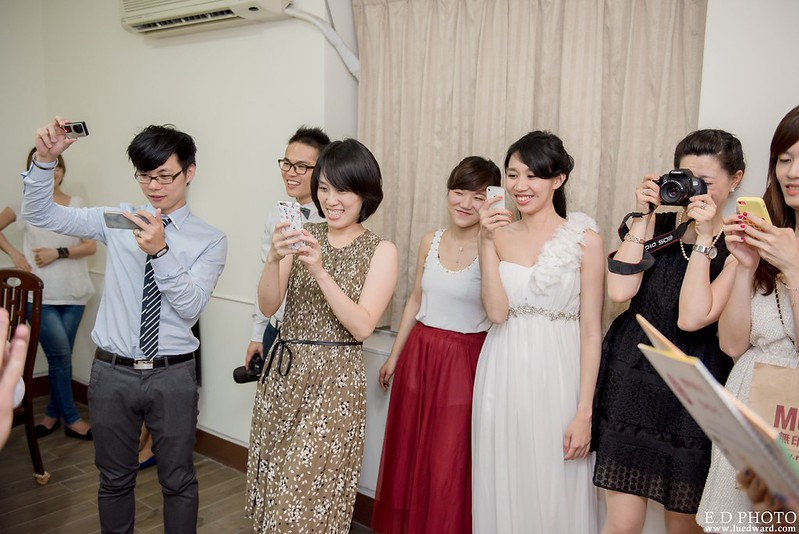 [高雄婚攝] 賢鈞＆郁芬 婚禮紀錄｜漢神巨蛋冠鶴廳