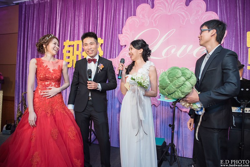 [高雄婚攝] 賢鈞＆郁芬 婚禮紀錄｜漢神巨蛋冠鶴廳