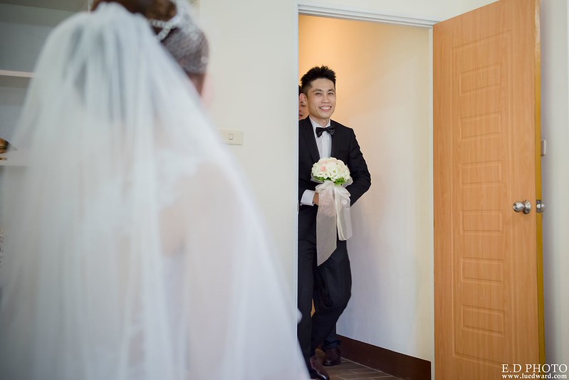 [高雄婚攝] 賢鈞＆郁芬 婚禮紀錄｜漢神巨蛋冠鶴廳