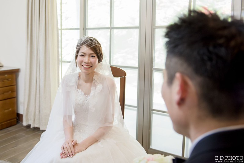 [高雄婚攝] 賢鈞＆郁芬 婚禮紀錄｜漢神巨蛋冠鶴廳