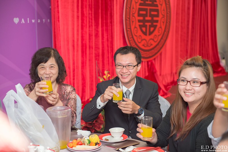 [高雄婚攝] 裕善＆梵芳 婚禮紀錄｜寒軒陽明店