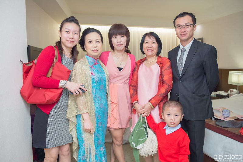 [高雄婚攝] 裕善＆梵芳 婚禮紀錄｜寒軒陽明店