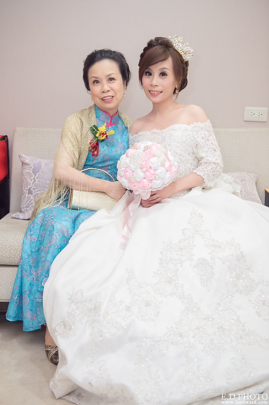 [高雄婚攝] 裕善＆梵芳 婚禮紀錄｜寒軒陽明店