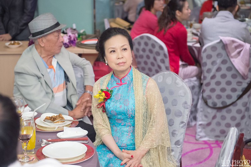 [高雄婚攝] 裕善＆梵芳 婚禮紀錄｜寒軒陽明店