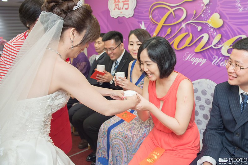 [高雄婚攝] 裕善＆梵芳 婚禮紀錄｜寒軒陽明店