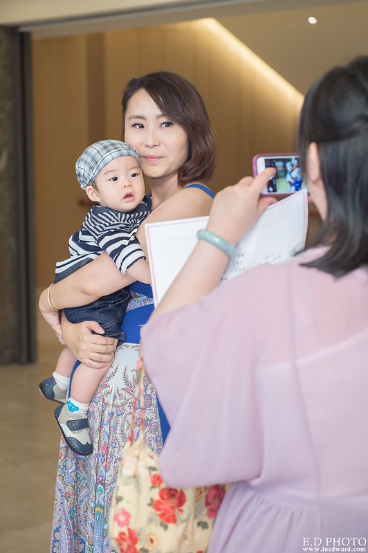 [高雄婚攝] 裕善＆梵芳 婚禮紀錄｜寒軒陽明店