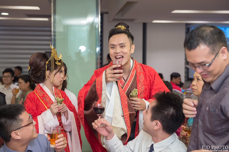 [高雄婚攝] 裕善＆梵芳 婚禮紀錄｜寒軒陽明店