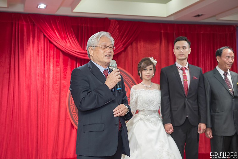 [高雄婚攝] 裕善＆梵芳 婚禮紀錄｜寒軒陽明店