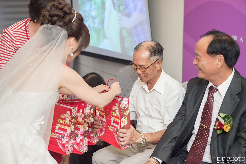 [高雄婚攝] 裕善＆梵芳 婚禮紀錄｜寒軒陽明店