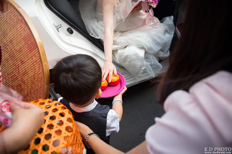 [高雄婚攝] 裕善＆梵芳 婚禮紀錄｜寒軒陽明店
