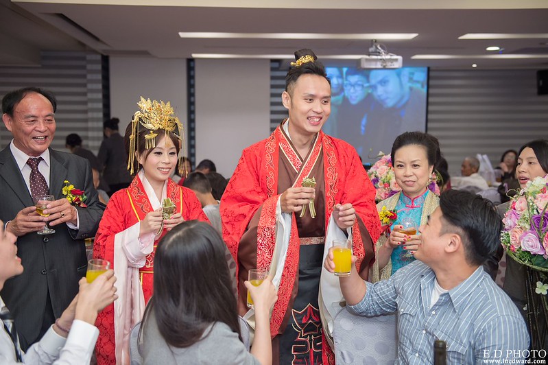 [高雄婚攝] 裕善＆梵芳 婚禮紀錄｜寒軒陽明店