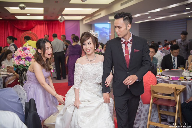 [高雄婚攝] 裕善＆梵芳 婚禮紀錄｜寒軒陽明店