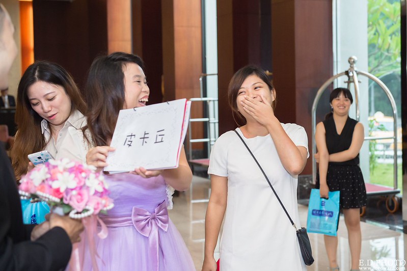 [高雄婚攝] 裕善＆梵芳 婚禮紀錄｜寒軒陽明店
