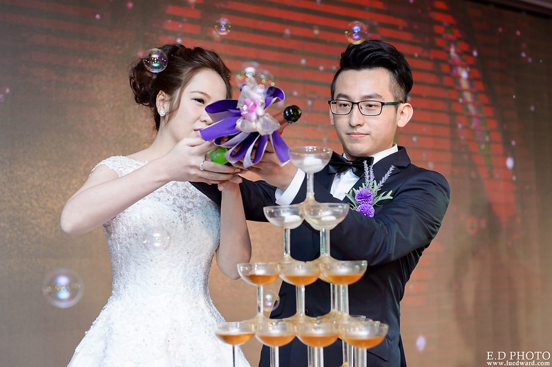 [高雄婚攝] Jason & Mimi  婚禮紀錄｜夢時代雅悅會館