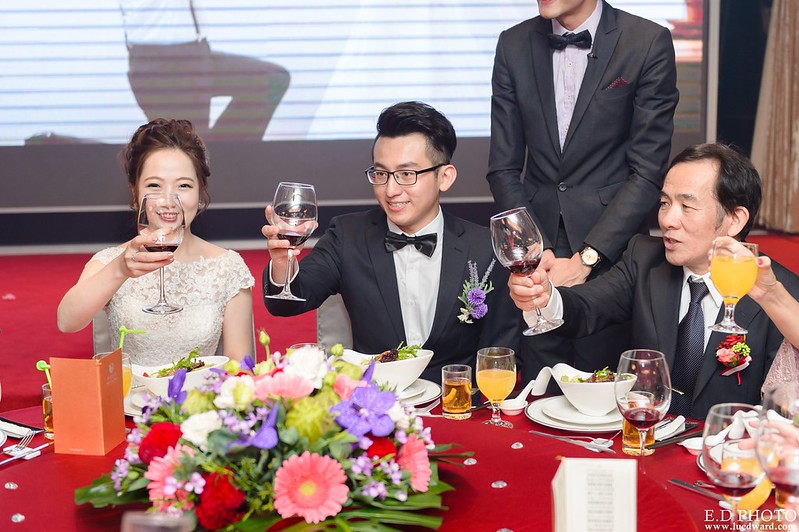 [高雄婚攝] Jason & Mimi  婚禮紀錄｜夢時代雅悅會館