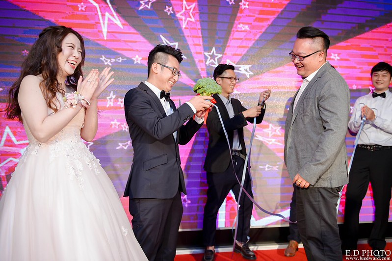 [高雄婚攝] Jason & Mimi  婚禮紀錄｜夢時代雅悅會館