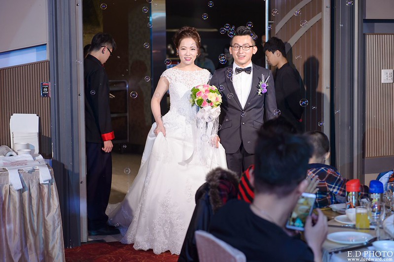 [高雄婚攝] Jason & Mimi  婚禮紀錄｜夢時代雅悅會館