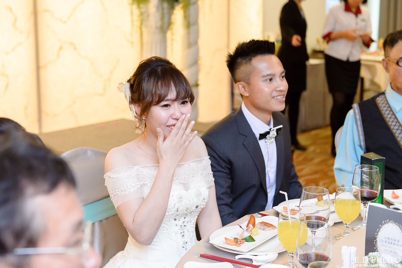 [高雄婚攝] 孝賢＆思怡  婚禮紀錄｜福華大飯店彩晶宮