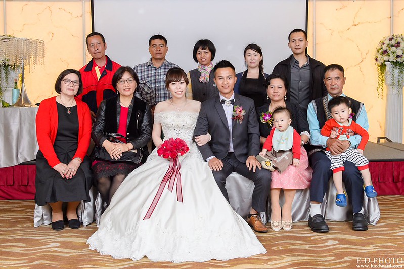 [高雄婚攝] 孝賢＆思怡  婚禮紀錄｜福華大飯店彩晶宮