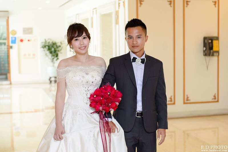 [高雄婚攝] 孝賢＆思怡  婚禮紀錄｜福華大飯店彩晶宮
