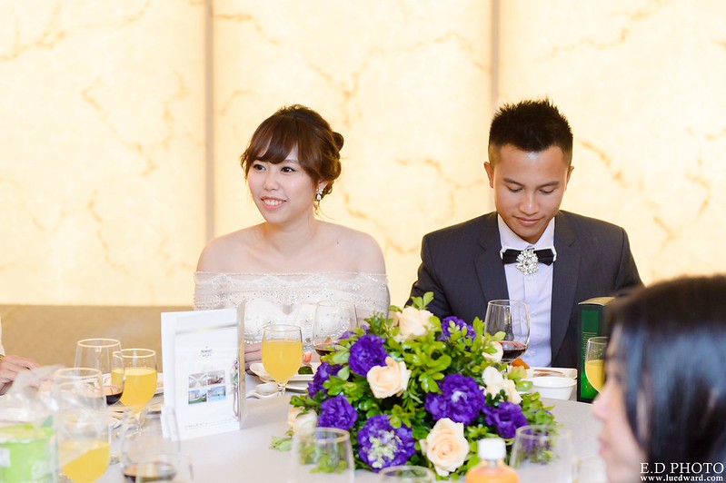 [高雄婚攝] 孝賢＆思怡  婚禮紀錄｜福華大飯店彩晶宮