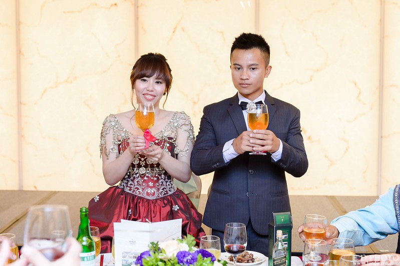 [高雄婚攝] 孝賢＆思怡  婚禮紀錄｜福華大飯店彩晶宮